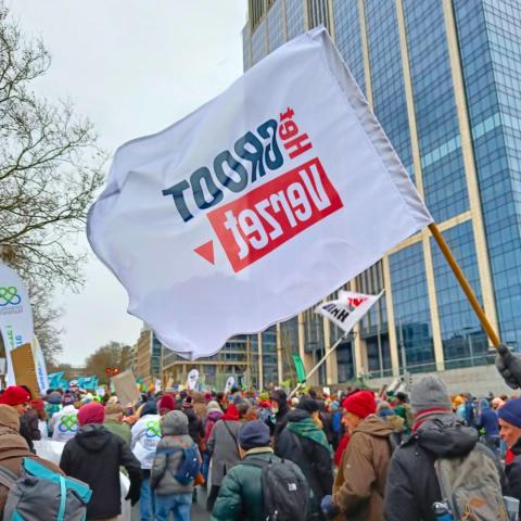 vlag het groot verzet tijdens mars